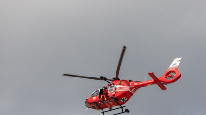 O persoană din Covasna a fost mușcată de urs și preluată de un elicopter SMURD