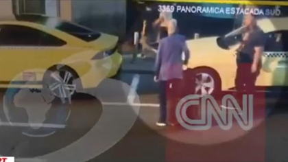 Un taximetrist a refuzat cursa lui Dacian Cioloș la aeroportul Otopeni. Sancțiune dură din partea poliției