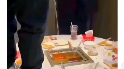 Ce amendă au luat doi adolescenți care au urinat într-un vas cu supă, la un local al celui mai celebru lanț de restaurante din China