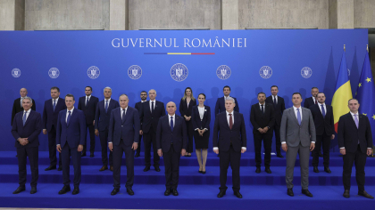 Primele acte normative adoptate de guvernul Bolojan. Care vor fi atribuțiile vicepremierilor fără portofoliu