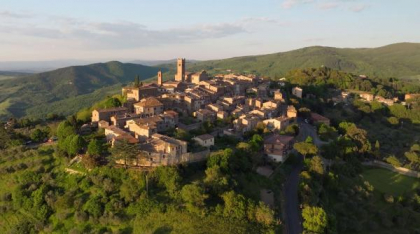 Satul pitoresc din Italia unde ești plătit cu 20.000 de euro doar ca să te muți acolo