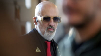 Avocatul lui Călin Georgescu, după ce a fost ridicat de polițiști, acuzat că ar fi vrut să întrețină relații sexuale cu o minoră: "Eu sunt o victimă. Nu am atins pe nimeni."