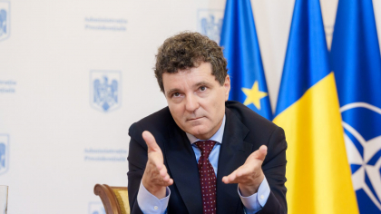 Nicuşor Dan, în rolul premierului Ilie Bolojan: „Stabilizăm deficitul în 2026, din 2027 extragem gaze din Marea Neagră