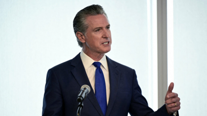 Gavin Newsom cere Partidului Democrat să investească mai multă atenție asupra tinerilor