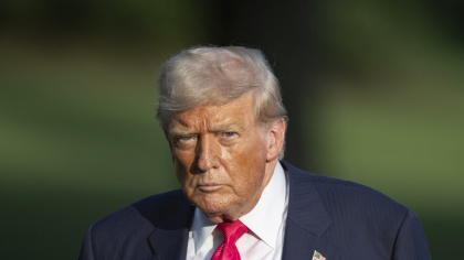 Trump se dezlănțuie împotriva susținătorilor săi din cauza dosarului Epstein: „Nu mai vreau sprijinul lor”