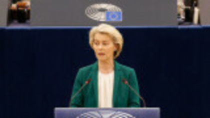 O nouă realitate politică la Bruxelles după moțiunea contra Ursulei von der Leyen. Noile vulnerabilități ale șefei CE