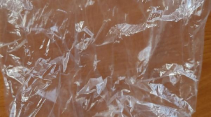 Interzicerea și taxarea pungilor de plastic reduc deșeurile de pe țărmurile SUA