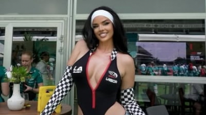 Apariție de senzație la boxe. Cine i-a ”încălzit” pe piloții de Formula 1 FOTO
