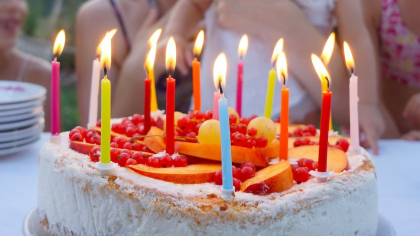 De ce tortul a devenit simbolul aniversărilor. Tradițiile surprinzătoare din spatele desertului festiv