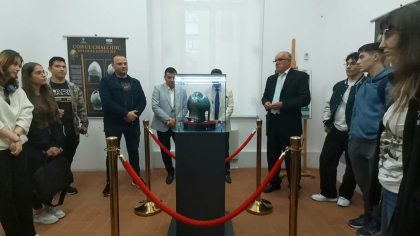 Comoară antică expusă pentru prima dată: coiful chalcidic de la Balș, vechi de 2.500 de ani, prezentat publicului la Slatina