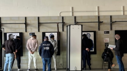 SUA au deportat mii de români în ultimii patru ani, mai mulți decât chinezi, ruși sau cubanezi. Imigrația ilegală, invocată de Trump la suspendarea Visa Waiver