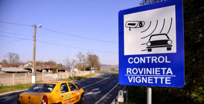 De la 1 septembrie se modifică valoarea rovinietei doar pentru autoturisme. Tarifele aproape se dublează