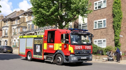 Un român este cel de-al doilea acuzat în cazul incendierii casei și mașinii premierului britanic Keir Starmer