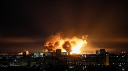 Noapte de foc la Kiev: un atac rusesc cu drone a provocat incendii și pene de curent în capitala Ucrainei. Mai multe persoane au fost rănite