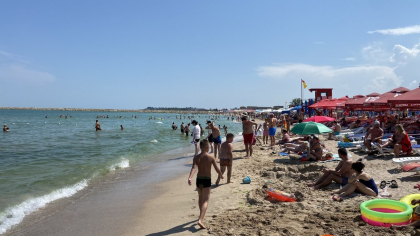 Alertă pe o din plajă din Eforie. Posibile rămășițe de dronă au fost găsite de turiști