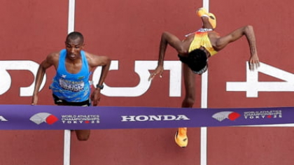 Așa ceva nu s-a mai văzut: cursa de maraton de la Mondialele de atletism s-a decis la fotofiniș VIDEO