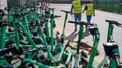 Trotinete și biciclete electrice conduse doar cu permis. Proiectul de lege este în dezbatere în Parlament