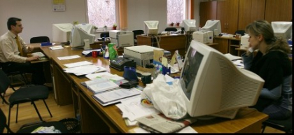 Cum dai afară un bugetar în patru pași