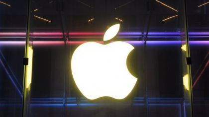 Schimbare majoră de strategie a Apple: Compania va cumpăra în acest an cipuri din SUA în valoare de peste 19 miliarde de dolari, în timp ce vrea să-şi mute producţia în afara Chinei