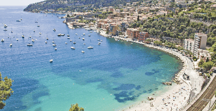 La Plage Riviera: Nisa devine noua capitală a costumelor de baie de lux