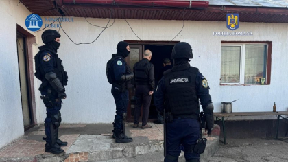 Peste 30 de percheziţii într-un dosar de nerespectare a regimului armelor şi muniţiilor. Sunt vizate 21 de persoane