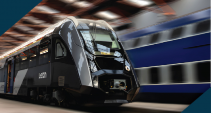 Primul tren fabricat integral în România ajunge la București. Leon va fi prezentat Salonul Regal din Gara de Nord