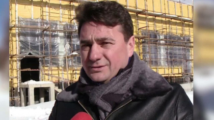 Liviu Cocoș, directorul Companiei de Apă Braşov, a fost reţinut de DNA pentru cumpărare de influenţă şi dare de mită