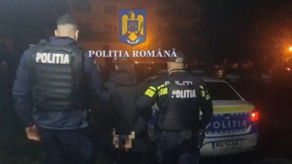 Metoda de a face bani de țigări care l-a trimis în arest pe un tânăr din Craiova. Camerele de supraveghere l-au dat de gol