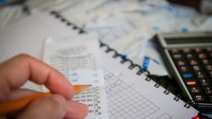 De la 1 august creșteri de taxe în lanț pentru populație și companii. Lista completă a măsurilor