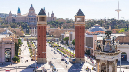 Barcelona își declară război turismului de masă. 10.000 de apartamente pentru turiști vor dispărea până în 2028
