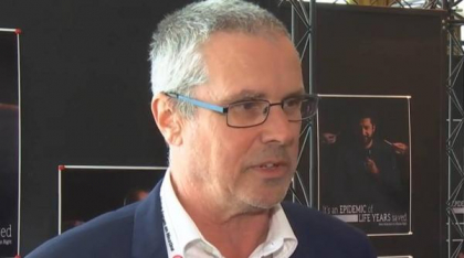 Confuzia dintre nicotină şi fumat, principala piedică în trecerea la alternative mai puțin dăunătoare