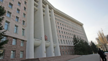 Partidul Maiei Sandu conduce detașat în opțiunile de vot pentru alegerile din 28 septembrie. Dar peste un sfert dintre cetățenii Republicii Moldova nu sunt încă deciși - SONDAJ
