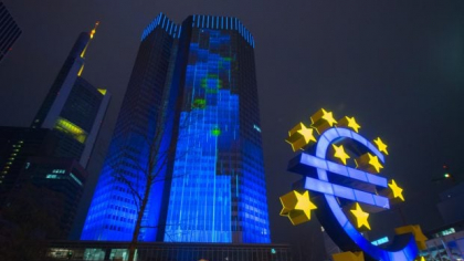 Efectele creșterii cursului asupra tranzacțiilor imobiliare și a pieței de credite. Specialiștii Imobiliare.ro Finance explică impactul fluctuațiilor ROBOR