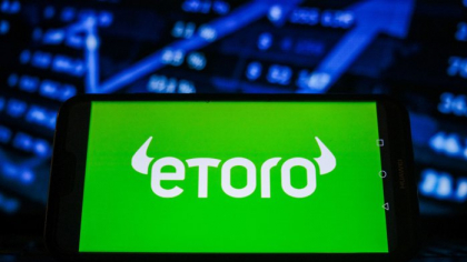 Bursă. Platforma de tranzacţionare eToro, debut spectaculos pe Nasdaq: Acţiunile cresc cu aproape 30%. Evaluare de peste 5 mld. dolari