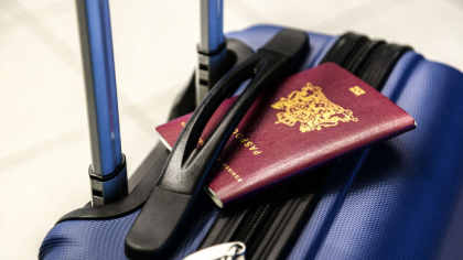 Ryanair majorează bonusurile pentru personalul care identifică bagaje de mână neconforme