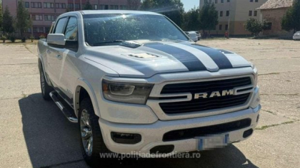 Un italian și-a cumpărat un Dodge RAM cu 75.000 de euro și a rămas fără mașină la intrare în România
