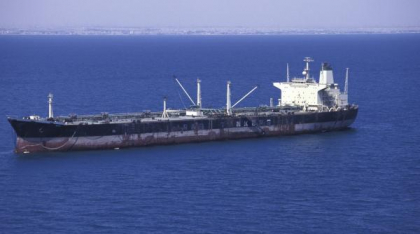 Iranul a făcut primul pas pentru închiderea Strâmtorii Ormuz. Prețul petrolului ar putea exploda