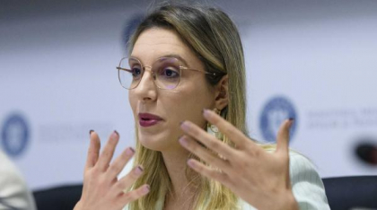 Cum a pierdut Apele Române 350 de milioane de euro. Ministrul Mediului acuză investiții pe relații personale