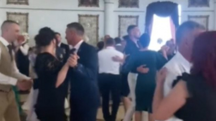 Reacția unui japonez după ce a mers la o nuntă românească: „Ar trebui să vă antrenați cu două luni înainte’’ I VIDEO  