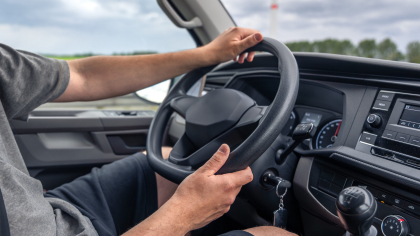 Decizie pentru șoferii cărora le expiră permisul de conducere. Se extinde automat valabilitatea. NU trebuie reînnoit