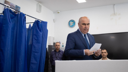 Președintele interimar al României, mulțumit de organizarea acestui scrutin electoral: „Alegeri libere, corecte și transparente”