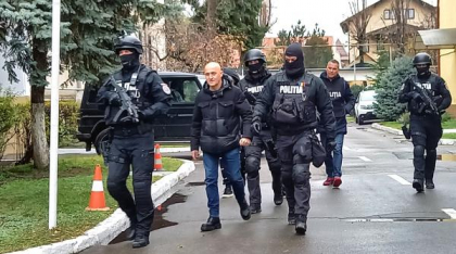 Potra, pus sub acuzare pentru evaziune și spălare de bani, toată averea i-a fost confiscată. Procurorii au stabilit circuitul banilor
