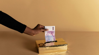 Curs valutar, 18 septembrie. Moneda euro și aurul continuă să urce