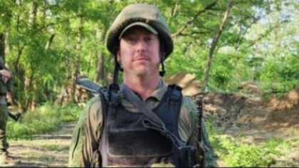 Un american s-au mutat cu toată familia în Rusia, ca să scape de ideologia woke. Putin l-a primit cu brațele deschise, s-au lăudat cu el, apoi l-a trimit pe front