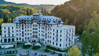Avertisment al patronilor din turism: majorarea TVA-ului va costa 4.500 de joburi