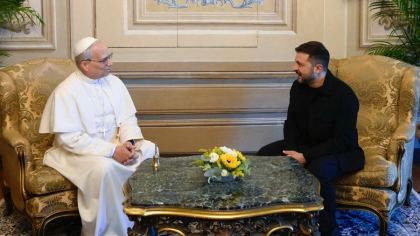 Papa oferă Vaticanul ca loc de negociere între Rusia și Ucraina: „Nevoie urgentă de o pace justă și durabilă”