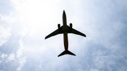 Un avion s-a învârtit în cerc deasupra Corsicăi din cauză că un controlor de trafic a adormit. Cum a aterizat aeronava în cele din urmă