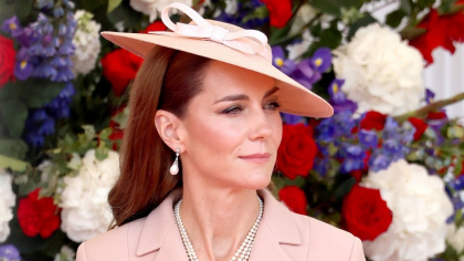 Trucul de frumusețe pe care îl folosește zi de zi Kate Middleton, pentru a avea un ten impecabil. Cum se ține departe de acnee și riduri