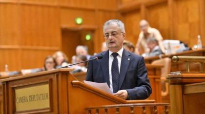 Gabriel Andronache: „Miza nu e cine câștigă politic, ci un guvern capabil să reducă deficitul și să evite criza”