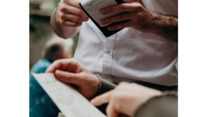 Taxa descoperită pe nota de plată care i-a făcut pe clienți să jure că „nu vor mai mânca niciodată la restaurant”